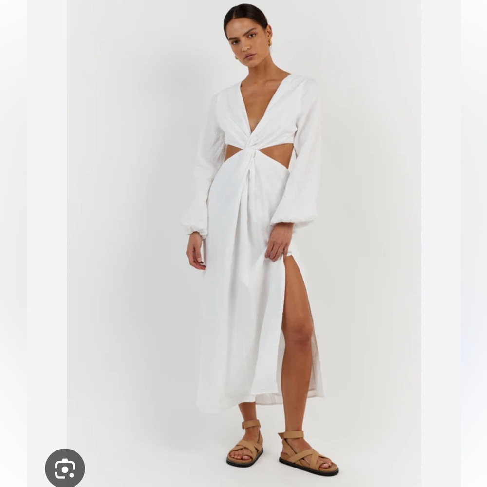 💫Like New💫 DISSH Linen Cutout White Dress